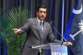 ‘don’t-believe-me?’-ask-jaishankar:-indian-us-congressman-ro-khanna-on-trump’s-disruption-of-india-us-relations