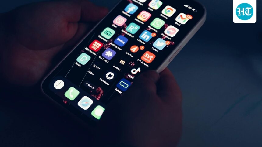 gst-on-smartphones-below-inr-25,000-reduced-to-5%:-gt-bharat-pwif-report