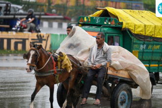 the-minimum-temperature-drops-to-22.8-degrees-celsius-as-the-monsoon-arrives-in-delhi-5-days-behind-schedule