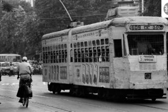 off-the-rails-and-back-again:-the-story-of-kolkata’s-trams-that-bjp’s-bengal-govt-wants-to-revive