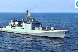 indian-navy-thwarts-pirate-attack-on-merchant-ship-in-gulf-of-aden;-the-crew-is-safe
