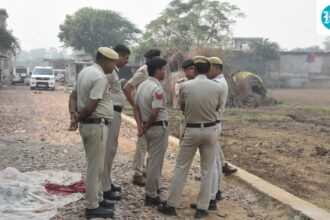 a-faridabad-man-went-on-a-rampage-over-a-tip-off-about-the-whereabouts-of-the-suspect