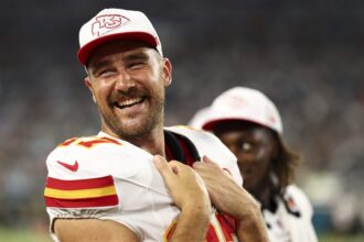 travis-kelce-net-worth:-how-much-money-does-the-kansas-city-chiefs-star-make?
