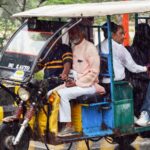 viral-chaos-as-battery-management-apps-turn-smartphones-into-an-‘off-switch’-for-e-rickshaws