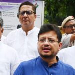 ec-notices-to-tmc-camps-as-rebels-gather-on-poll-benches,-demand-majority