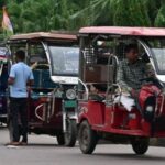 the-chinese-app-behind-viral-videos-stopping-e-rickshaws:-how-it-works-and-how-to-prevent-it