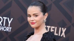 selena-gomez-shines-at-taylor-swift’s-wedding