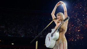 taylor-swift-is-reportedly-performing-at-her-wedding-at-madison-square-garden-with-stevie-nicks-and-paul-mccartney