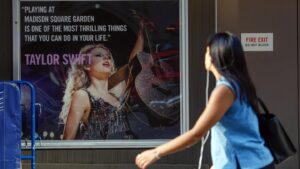 inside-the-$5-million-betting-craze-on-taylor-swift’s-wedding