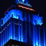 taylor-swift-something-blue?-the-empire-state-building-glows-above-manhattan