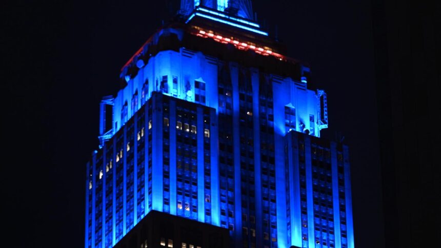 taylor-swift-something-blue?-the-empire-state-building-glows-above-manhattan