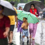 today’s-weather-live:-heavy-rain-alert-in-mumbai;-delhi-is-likely-to-witness-light-rain-over-the-weekend-as-the-monsoon-increases-in-frequency