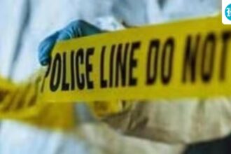 three-were-injured-in-an-accidental-firing-by-a-pac-jawan-at-kashi-vishwanath-temple