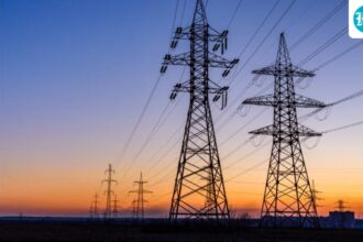 gujarat-reviews-land-compensation-policy-for-power-transmission-projects:-govt