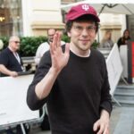 jesse-eisenberg-obtains-polish-citizenship-and-wants-to-work-more-in-europe:-in-the-us,-‘it’s-getting-harder-to-make-the-films-i-love’