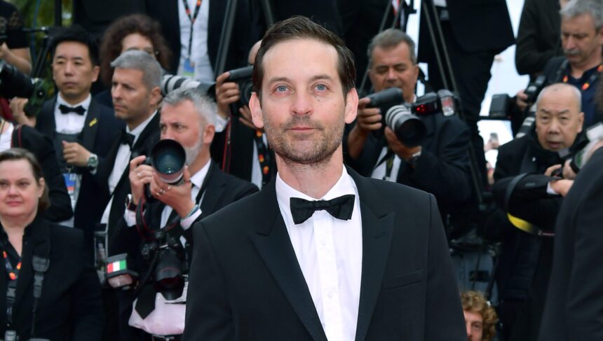 tobey-maguire-net-worth:-how-much-money-does-the-‘spider-man’-star-have?