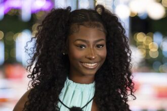 who-is-the-trinity-from-“love-island-usa”?-her-age,-hometown,-and-background
