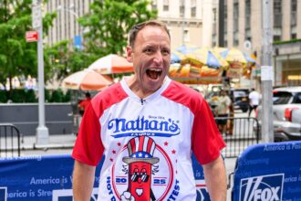 joey-chestnut-net-worth:-how-much-money-does-the-hot-dog-eating-champion-have?