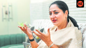 ‘if-people-care-about-delhi,-they-will-switch-to-electric-vehicles’:-cm-rekha-gupta