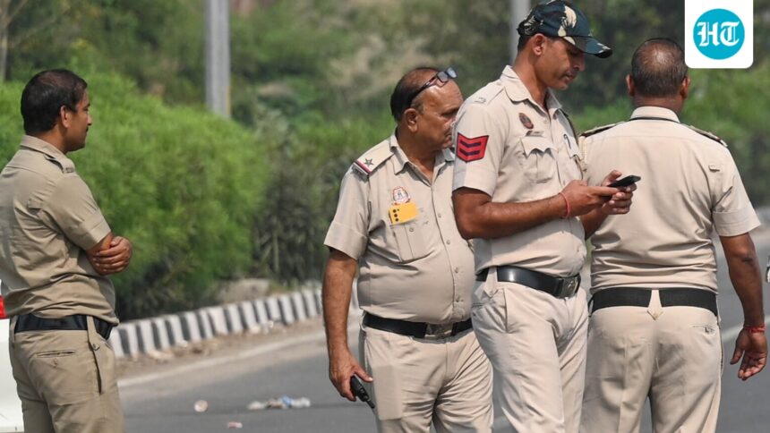 noida-woman-takes-e-rickshaw-to-multi-level-parking-facility-in-sector-18-dies-by-suicide | GIBN noida-woman-‘takes-e-rickshaw’-to-multi-level-parking-facility-in-sector-18,-dies-by-suicide