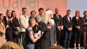 ‘white-devil’-takes-karlovy-vary:-robert-richardson-receives-honor-from-paper-ripping-harvey-keitel