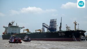 the-center-says-15-fertilizer-ships-cleared-hormuz,-easing-concerns-about-supplies-in-the-fall