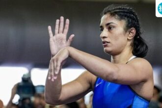 delhi-hc-directs-wfi-to-take-a-decision-on-vinesh-phogat’s-show-cause-notice-within-two-weeks
