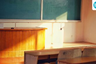 a-class-7-student-locked-inside-a-j&k-school-after-falling-asleep-a-day-before-a-15-day-vacation;-all-employees-have-been-suspended