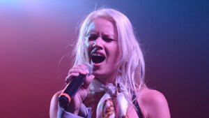 lauren-bennett-dies:-grl-singer-and-‘party-rock-anthem’-singer-dies-at-37