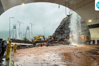 mumbai-rains-live:-cloudburst-alert-in-nashik;-the-missing-link-of-the-mumbai-pune-expressway-has-been-reopened