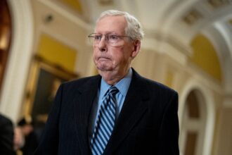 is-mitch-mcconnell-brain-dead?-debunking-the-claims-surrounding-his-mysterious-health-scare