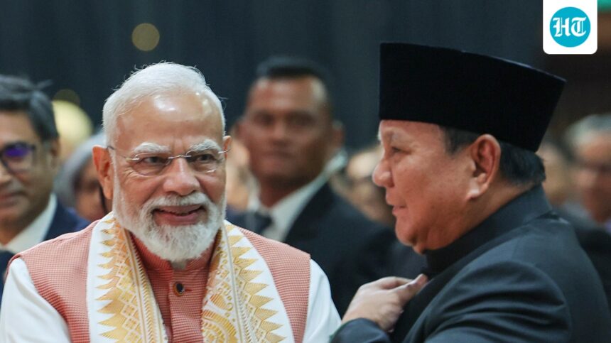 “2+6-equals?”:-pm-modi,-indonesian-president-dive-into-8.-here’s-why