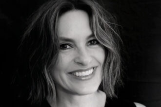mariska-hargitay-hosts-the-2026-emmy-awards