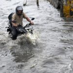 today’s-weather-live:-maharashtra-experiences-heavy-rain.-the-delhi-national-capital-region-(ncr)-is-facing-severe-waterlogging-and-traffic-chaos
