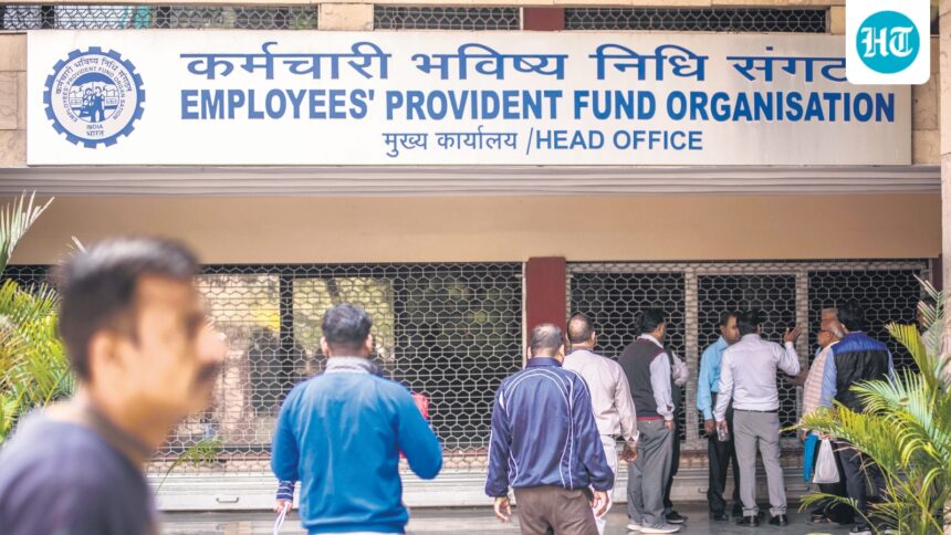 pending-your-interest-in-pf-epfo-says-the-825-credit-will-be-visible-by-july-15 | GIBN pending-your-interest-in-pf?-epfo-says-the-8.25%-credit-will-be-visible-by-july-15