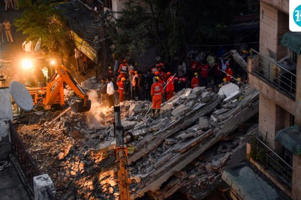‘i-was-barely-3-meters-away’:-man-recalls-the-moment-a-building-collapsed-in-delhi’s-rohini