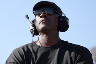 why-upper-deck-brings-back-memories-of-michael-jordan’s-viral-marketing-stunt-from-1992