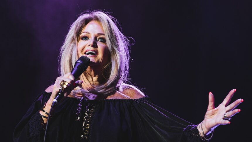 bonnie-tyler-net-worth:-how-much-money-did-the-“total-eclipse-of-the-heart”-hitmaker-have.
