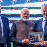 prime-minister-modi’s-special-framed-gift-to-cricket-legend-steve-waugh-during-a-trip-to-australia