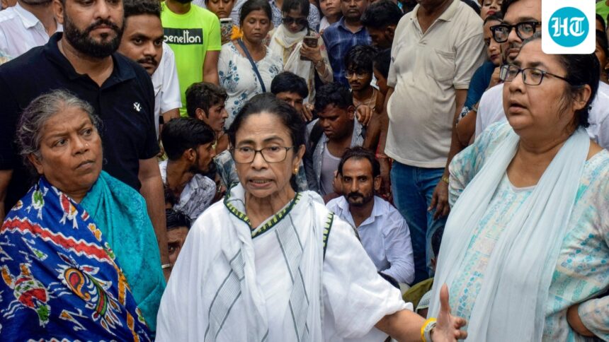 amid-the-exodus-in-the-trinamool-congress-this-is-who-is-still-on-mamatas-team | GIBN amid-the-exodus-in-the-trinamool-congress,-this-is-who-is-still-on-mamata’s-team