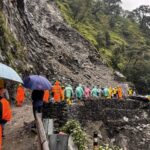 landslide-blocks-kedarnath-expressway-near-sonprayag-as-heavy-rains-disrupt-city-yatra