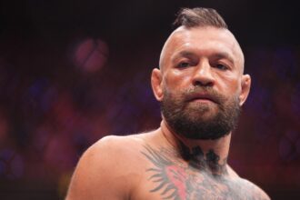 how-much-did-conor-mcgregor-earn-from-the-max-holloway-fight?