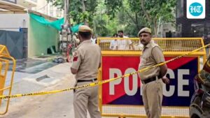 ai-engineer-stabs-girlfriend-to-death-in-gurugram-pg,-dies-by-suicide-hours-later