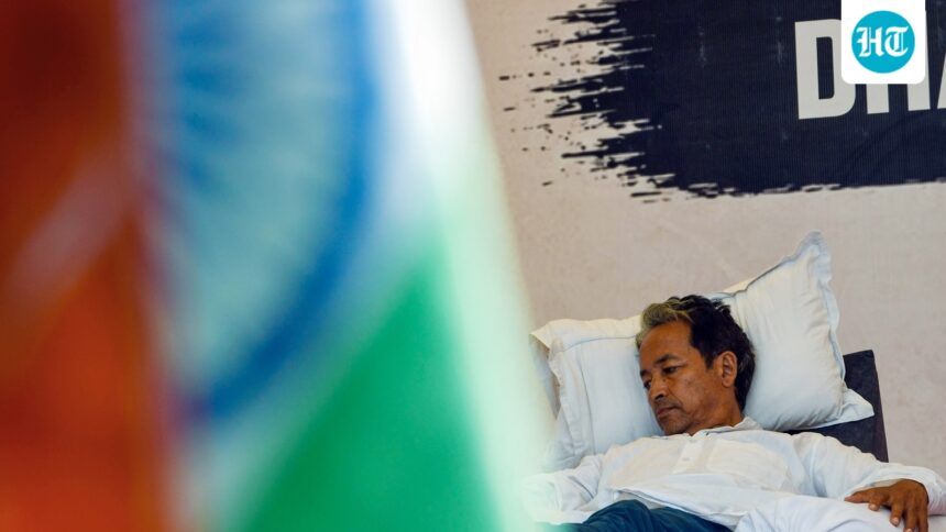 lives-at-stake-cjps-debaki-expresses-concern-as-sonam-wangchuks-hunger-strike-enters-16th-day | GIBN ‘lives-at-stake’:-cjp’s-debaki-expresses-concern-as-sonam-wangchuk’s-hunger-strike-enters-16th-day