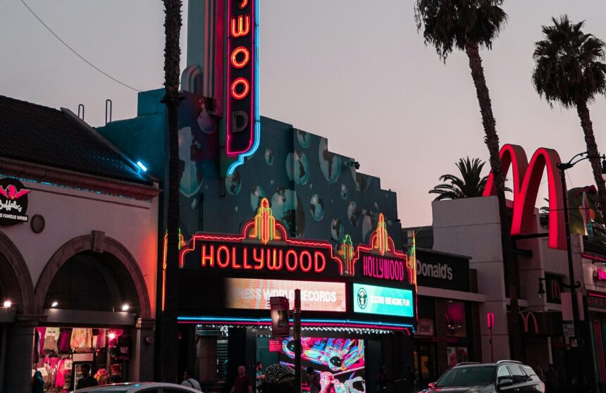 how-to-create-a-hollywood-experience-with-online-casinos