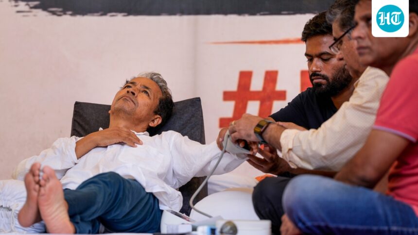 rahul-should-go-there-uddhavs-appeal-to-congress-on-wangchuk-hunger-strike-at-cockroach-party-protest | GIBN ‘rahul-should-go-there’:-uddhav’s-appeal-to-congress-on-wangchuk-hunger-strike-at-cockroach-party-protest