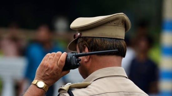 an-11th-grade-student-dies-after-falling-from-the-10th-floor-of-an-apartment-in-bhubaneswar-a-policeman | GIBN an-11th-grade-student-dies-after-falling-from-the-10th-floor-of-an-apartment-in-bhubaneswar:-a-policeman