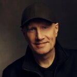 kevin-feige-receives-the-pioneer-of-the-year-award-from-the-will-rogers-foundation-for-moviegoers