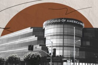 the-writers-guild-sues-to-block-paramount’s-merger-with-warner-bros