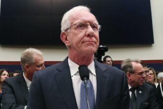 who-is-chesley-“sully”-sullenberger?-5-things-about-a-hero-pilot